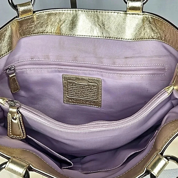 Coach Soho Cream and Gold Leather Tote with Magnetic Enclosure Women's Purse - Picture 14 of 16